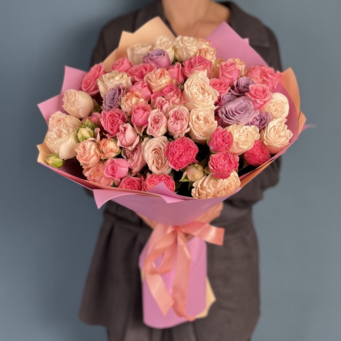 15 кустовых пионовидных роз микс 60 см