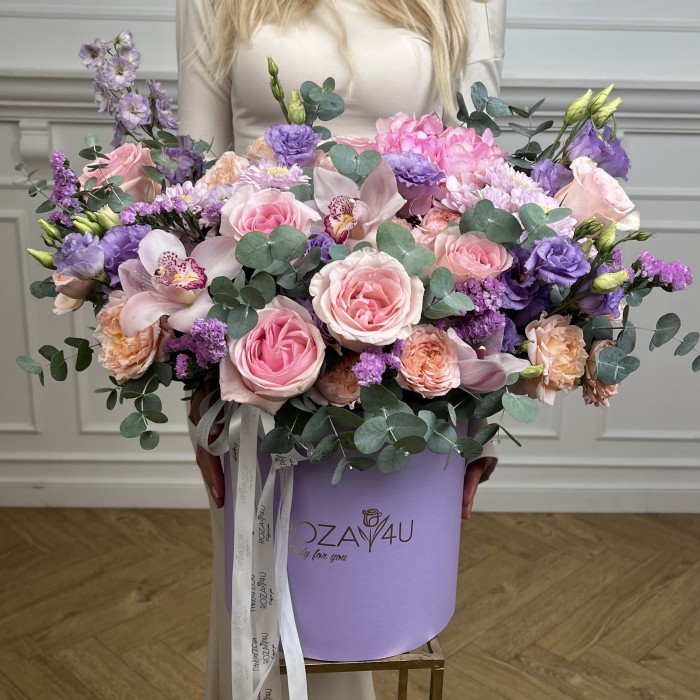 Авторская композиция в коробке Сладость эмоций