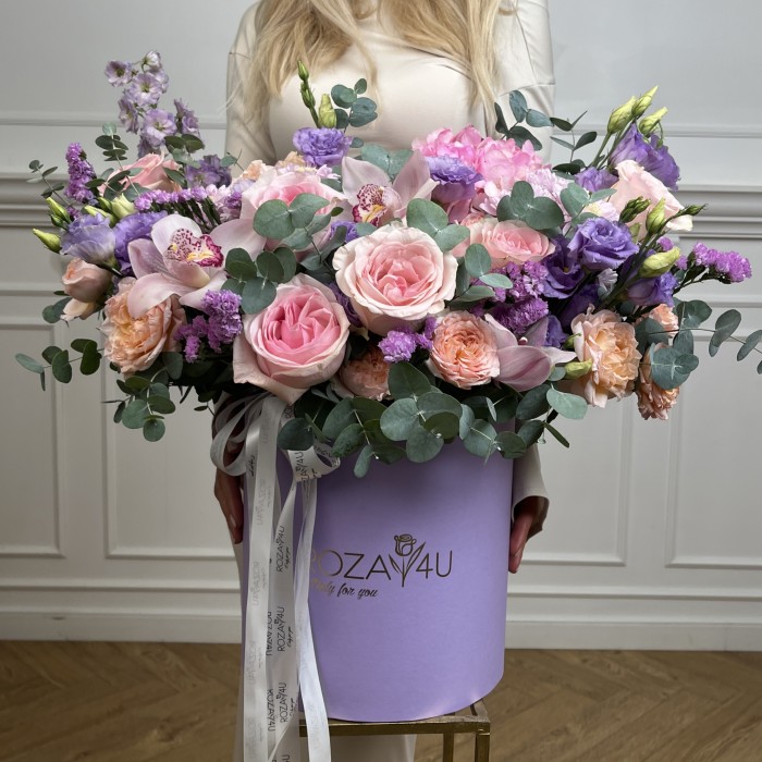 Авторская композиция в коробке Сладость эмоций