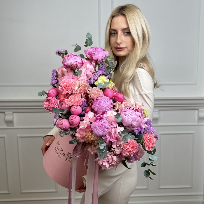 Авторская композиция в коробке Рассвет Любви