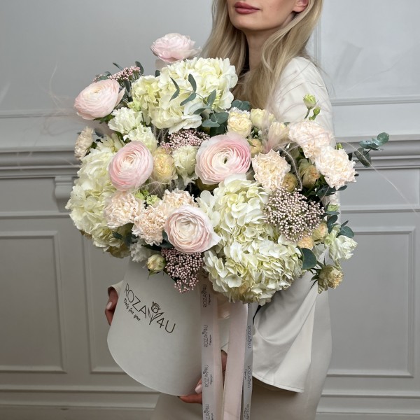 Авторская композиция в коробке Свет в сердце