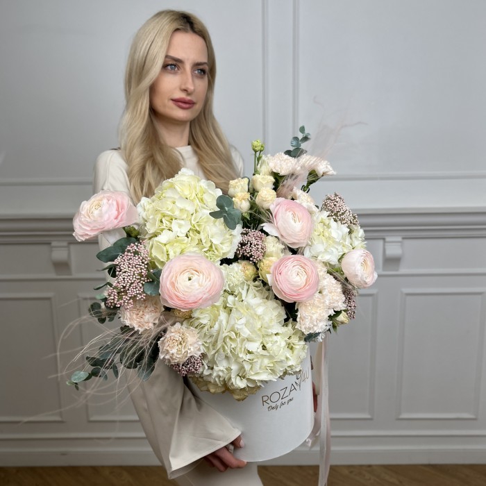 Авторская композиция в коробке Свет в сердце