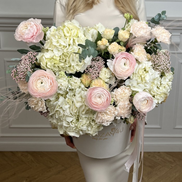 Авторская композиция в коробке Свет в сердце