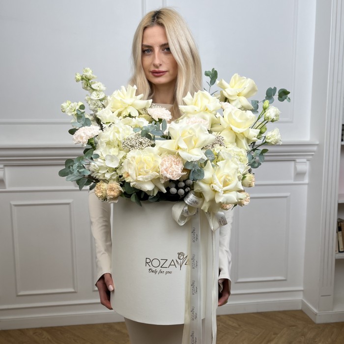 Авторская композиция в коробке Мелодия любви