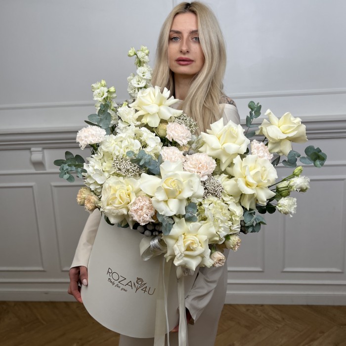 Авторская композиция в коробке Мелодия любви