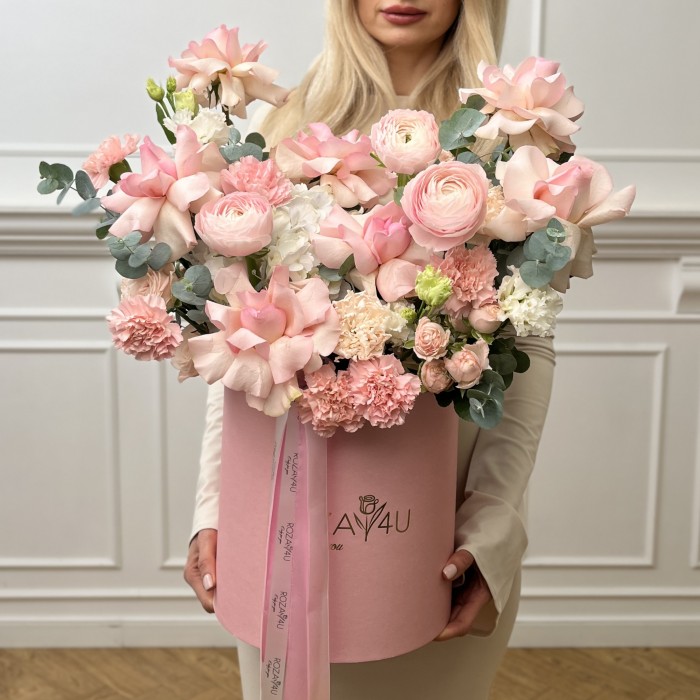 Авторская композиция в коробке Романтика