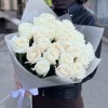 25 белых роз Проуд 60 см