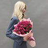 15 малиновых кустовых роз Шайенн 50 см