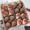 Клубника в белом и молочном шоколаде радость вкуса