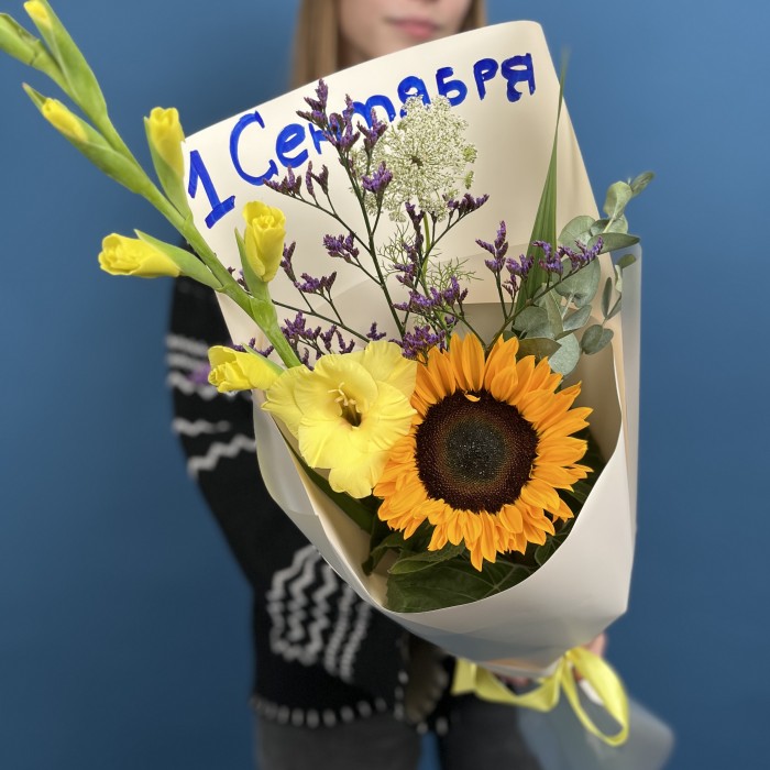 Букет в школу Линии света