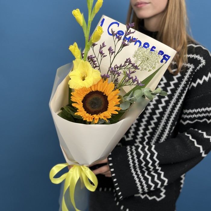 Букет в школу Линии света