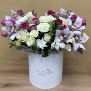 Букет дня в коробке Грация Букет дня в коробке Грация