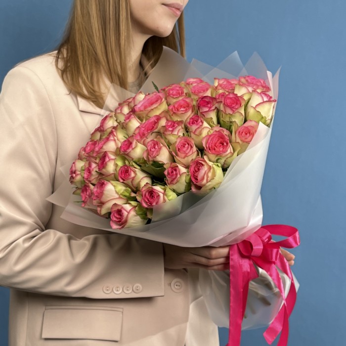 51 Зелено-розовая роза Глоу 40 см