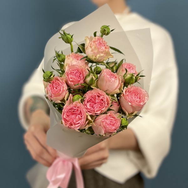 3 кустовые пионовидные розы Фенси Блоссом 50 см