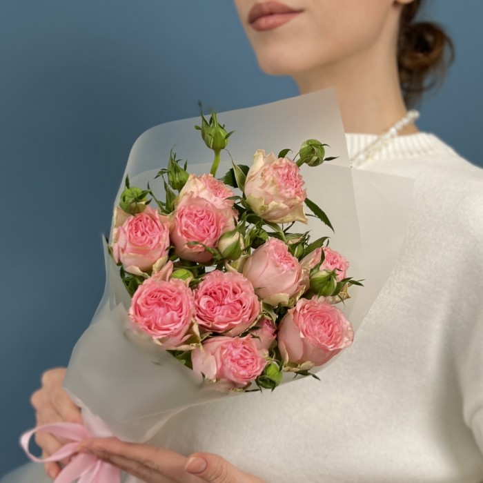 3 кустовые пионовидные розы Фенси Блоссом 50 см