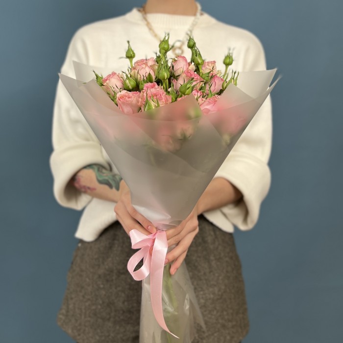 7 кустовых пионовидных роз Фенси Блоссом 50 см