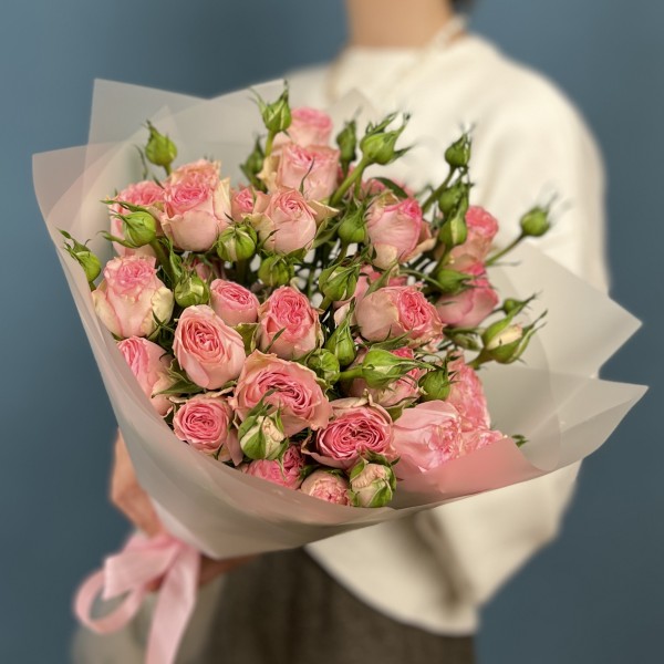 7 кустовых пионовидных роз Фенси Блоссом 50 см