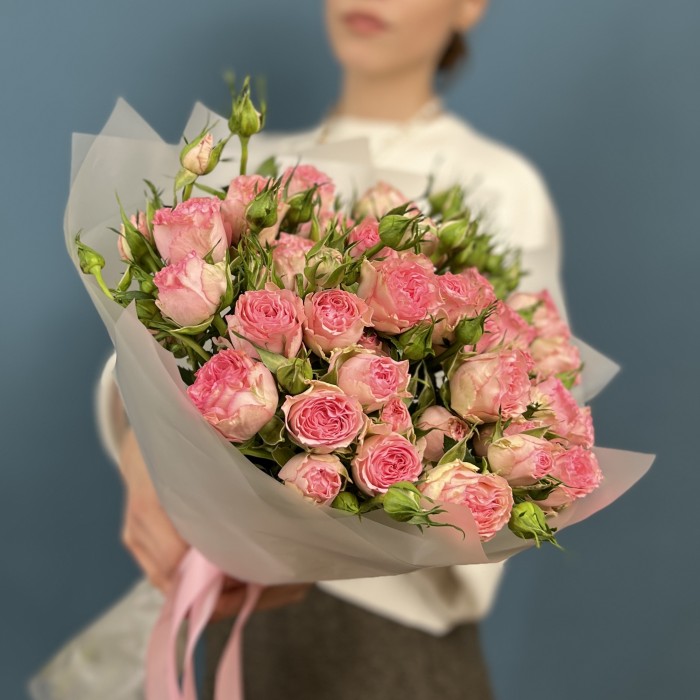 9 кустовых пионовидных роз Фенси Блоссом 50 см