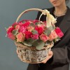Мини розы в корзинке