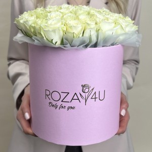 Букет дня в коробке с розами Просто так