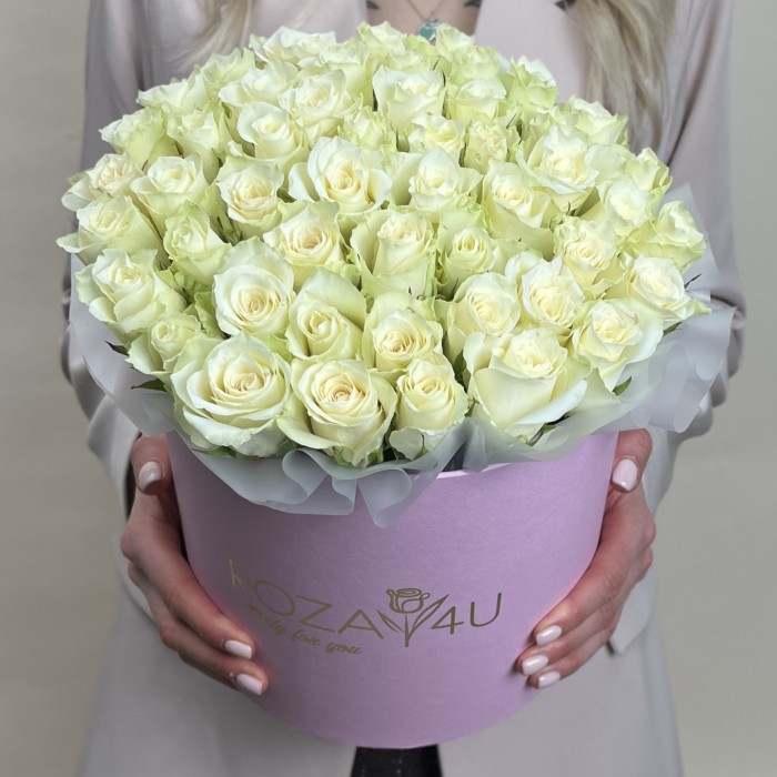 Букет дня в коробке с розами Просто так