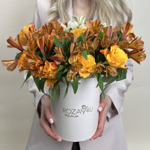 Букет дня в коробке Гармония красок