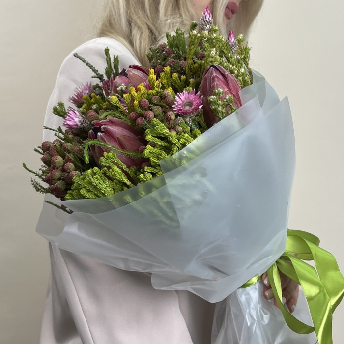 Большой экзотический микс с протеей