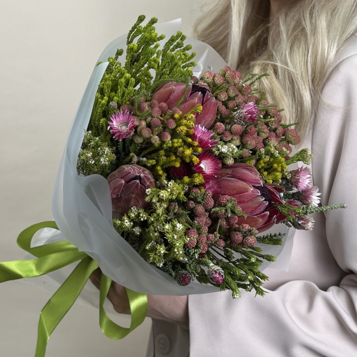 Большой экзотический микс с протеей