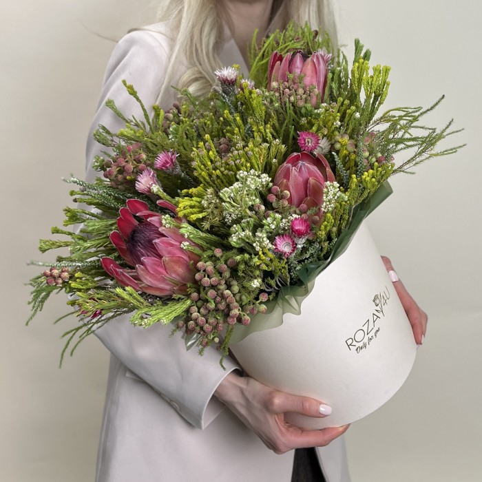 Букет дня в коробке Символ Любви