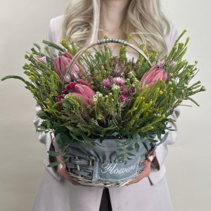 Букет дня в корзине Праздник