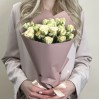 5 кремово-желтых кустовых роз Триша 40 см