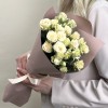 5 кремово-желтых кустовых роз Триша 40 см
