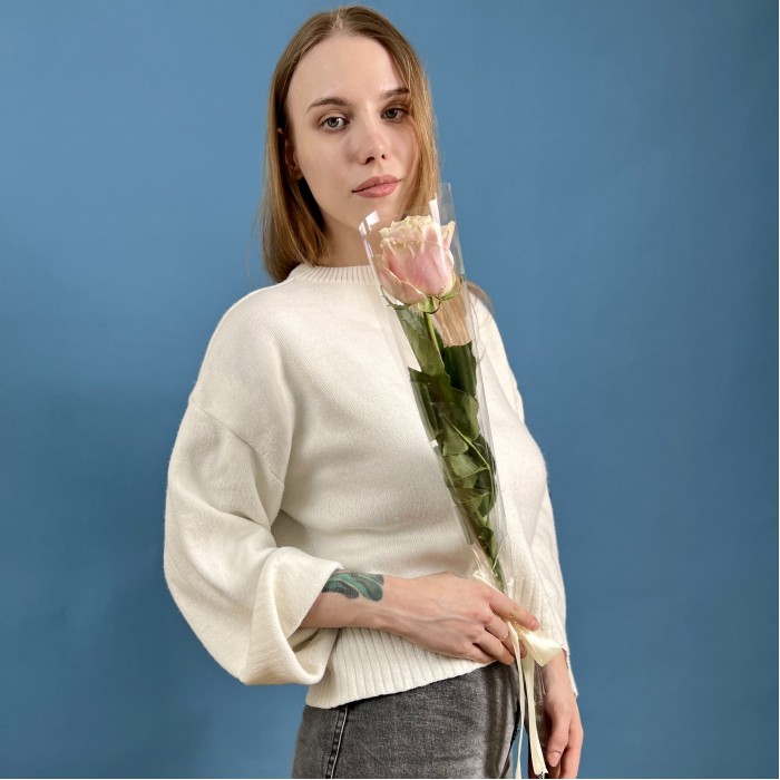 1 розовая роза Пинк Мондиаль 70 см