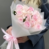 15 нежно-розовых роз Свит Ревиваль 60 см