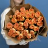 15 кустовых пионовидных роз Оранж Трендсеттер 40 см