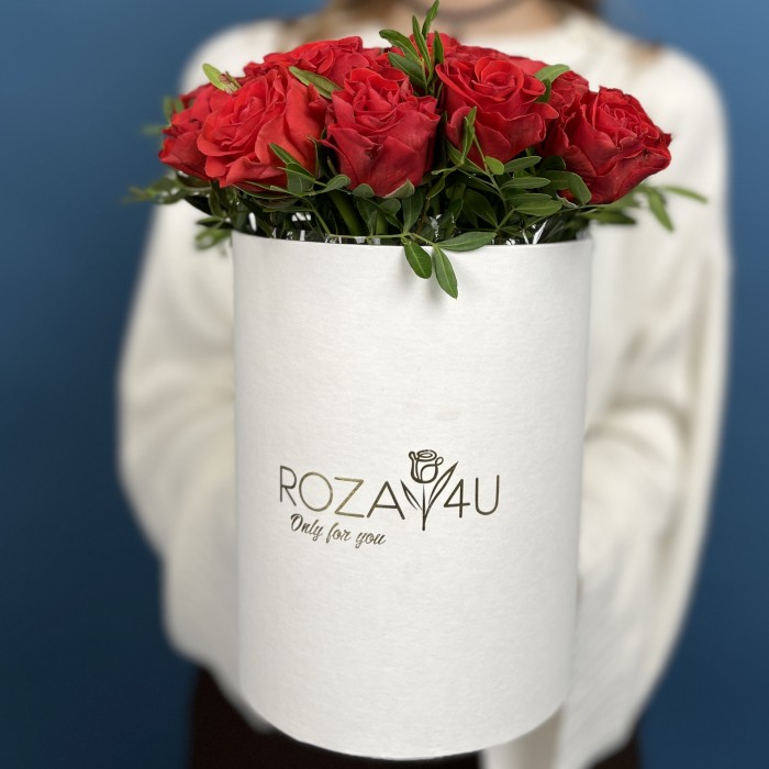 25 алых роз Эль Торо в коробке