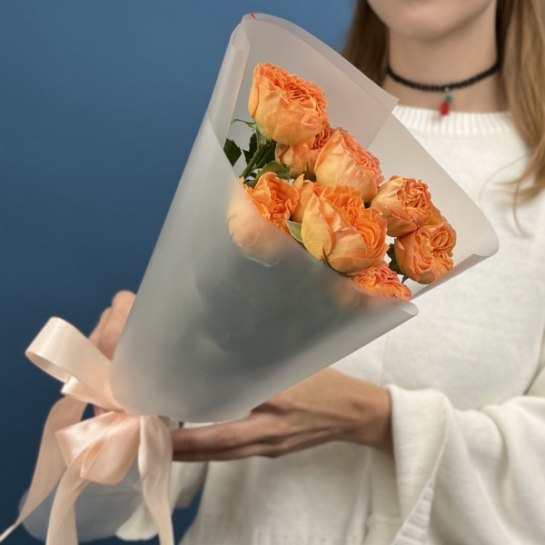 3 кустовые пионовидные розы Оранж Трендсеттер 40 см