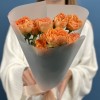 3 кустовые пионовидные розы Оранж Трендсеттер 40 см