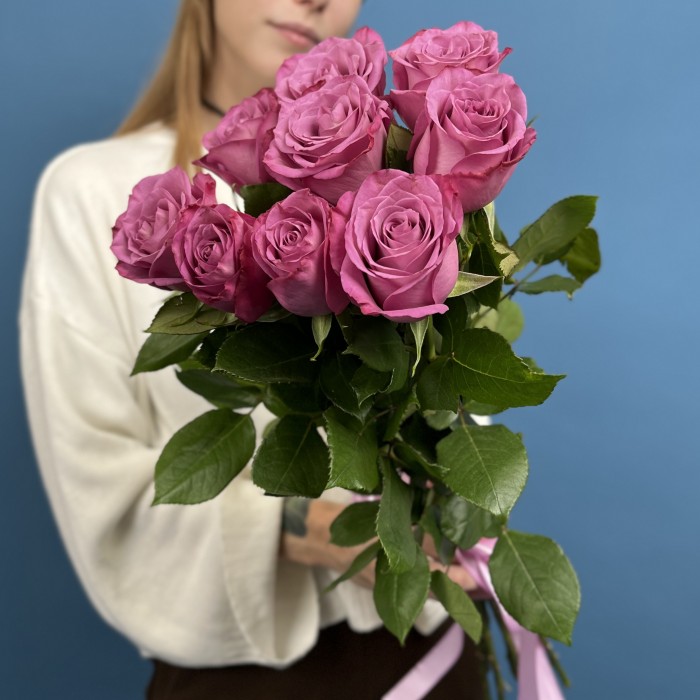 9 сиреневых роз Дип Перпл 60 см