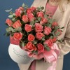 25 коралловых роз Эйс Пинк в коробке