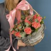 15 коралловых роз Эйс Пинк в корзине