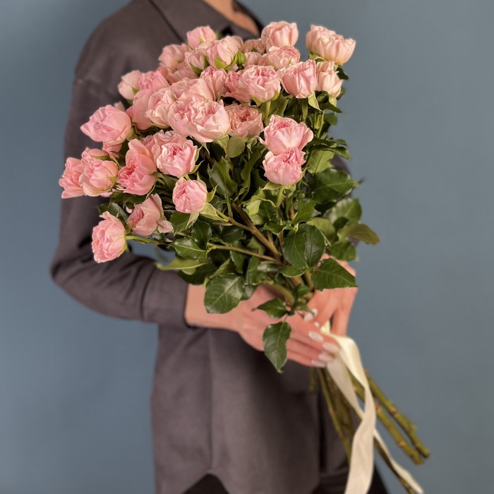 Кустовая пионовидная роза Прешес Парасол 60 см