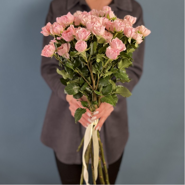 Кустовая пионовидная роза Прешес Парасол 60 см