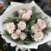3 кустовые пионовидные розы Энджел бомбастик с нобилисом