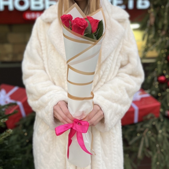 3 розы Такаци 50 см