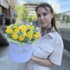25 желтых пионовидных роз Баттеркап в коробке