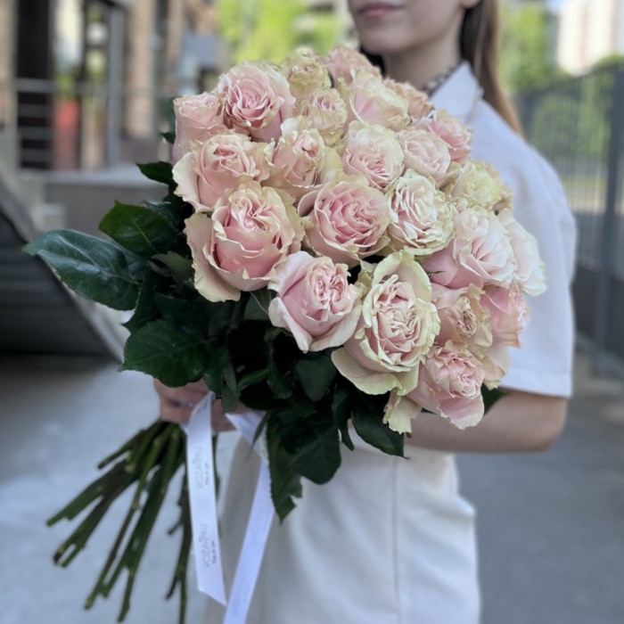 Роза Пинк Мондиаль 70 см