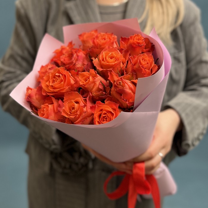 15 оранжевых роз Тропикал Амазон