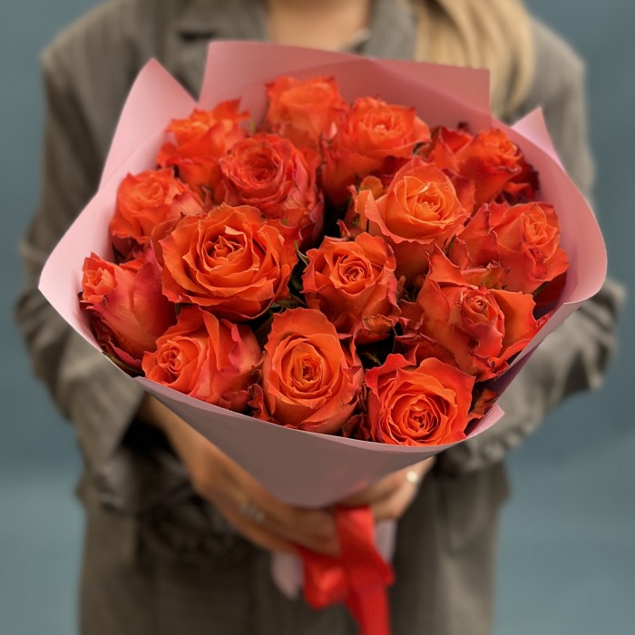 15 оранжевых роз Тропикал Амазон