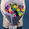 15 радужных роз 60 см